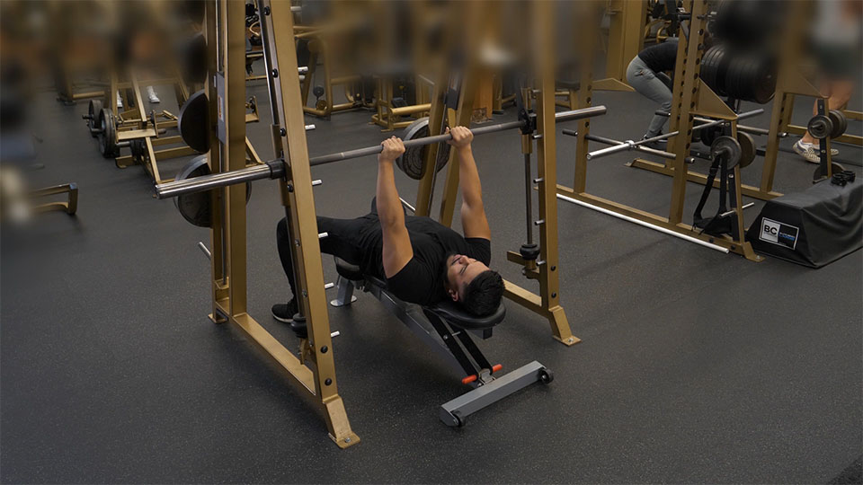 Smith Machine Bench Press (Close Grip)